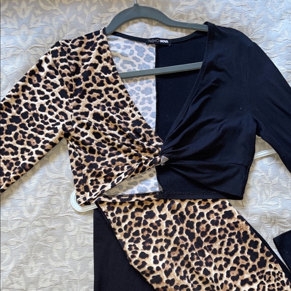 Half cheetah half black crop set!